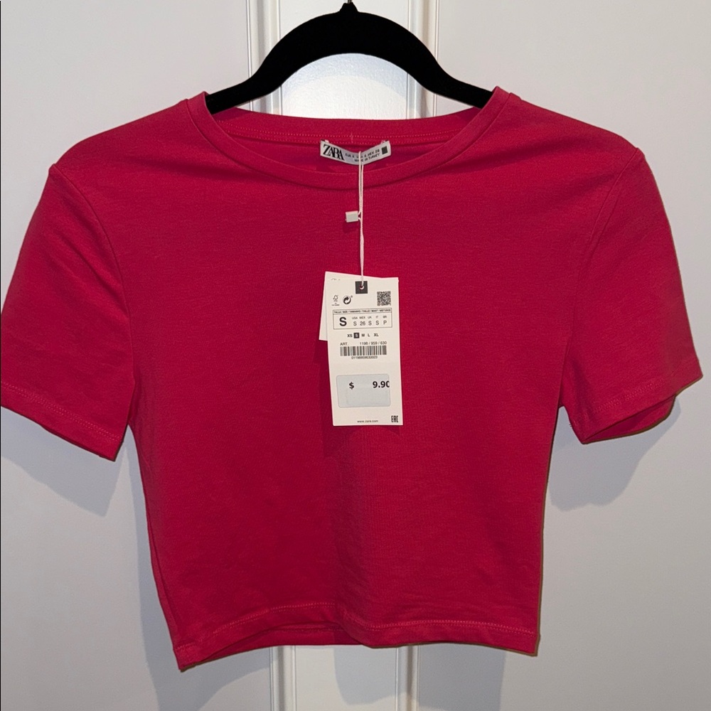 Zara Women's Vibrant Red Crop Top